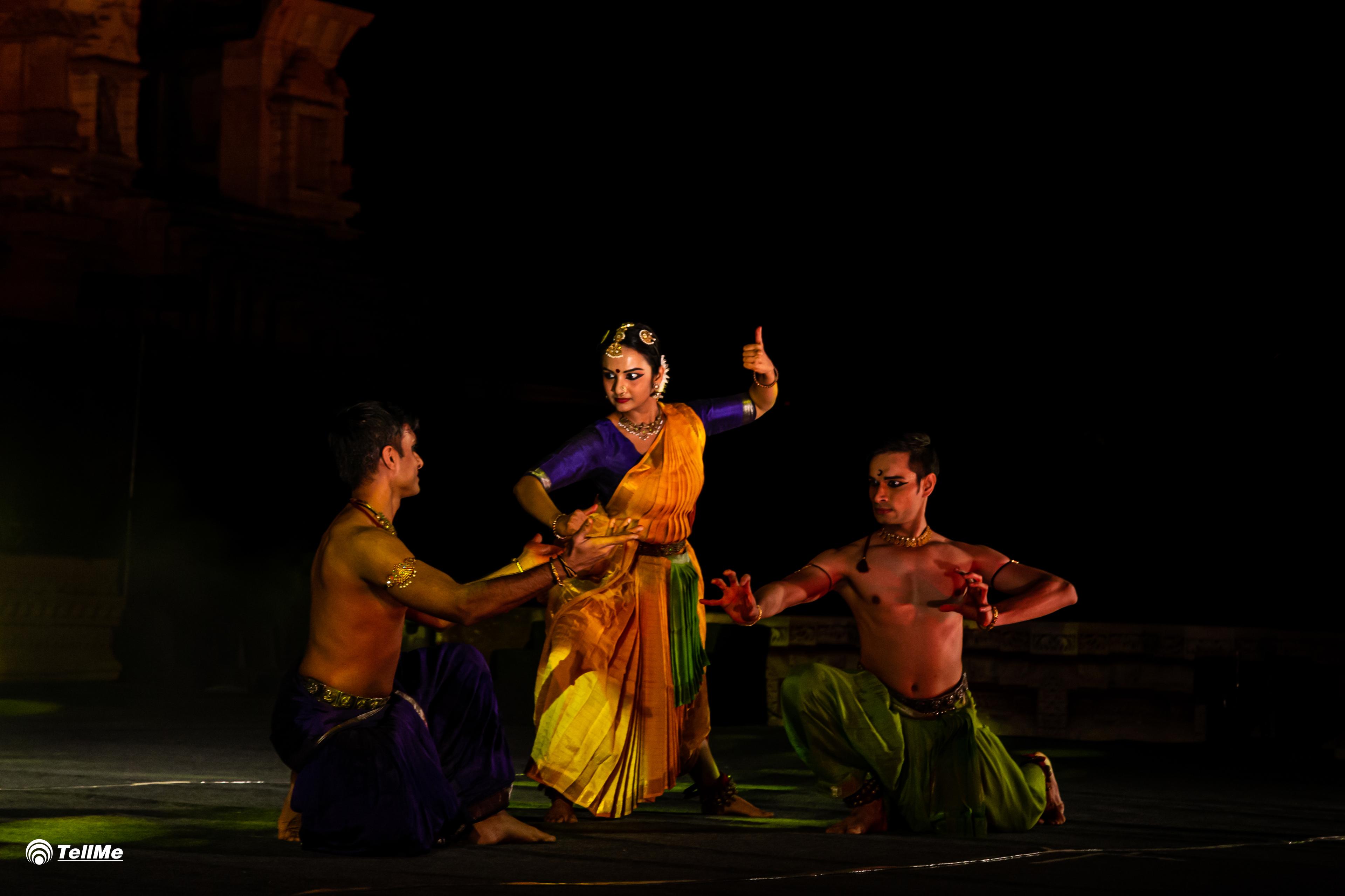 Parshwanath Upadhye, Bangalore- Bharatnatyam group_Khajuraho_Madhya Pradesh_IMG_0807